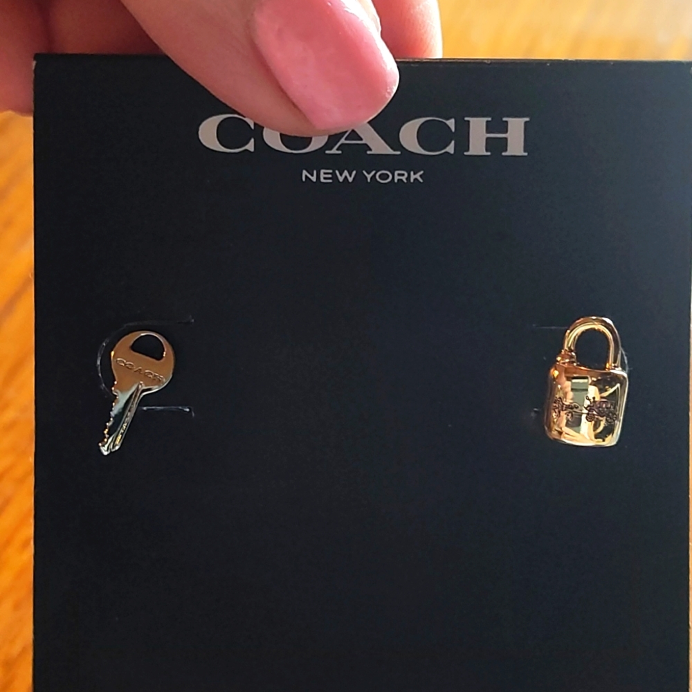 COPY - Coach earings
